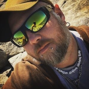 Meet your Posher, Christopher